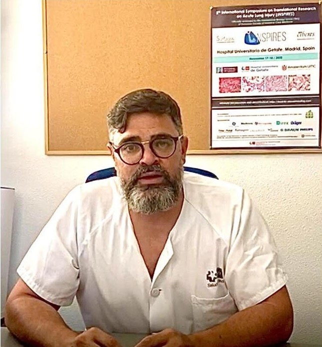 Dr. Óscar Peñuelas